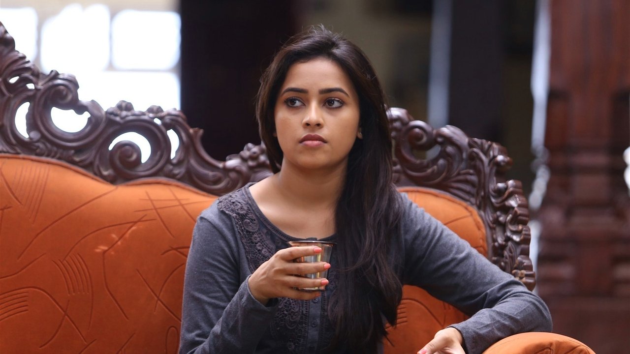 Sangili Bungili Kadhava Thorae Movie Screenshot 3