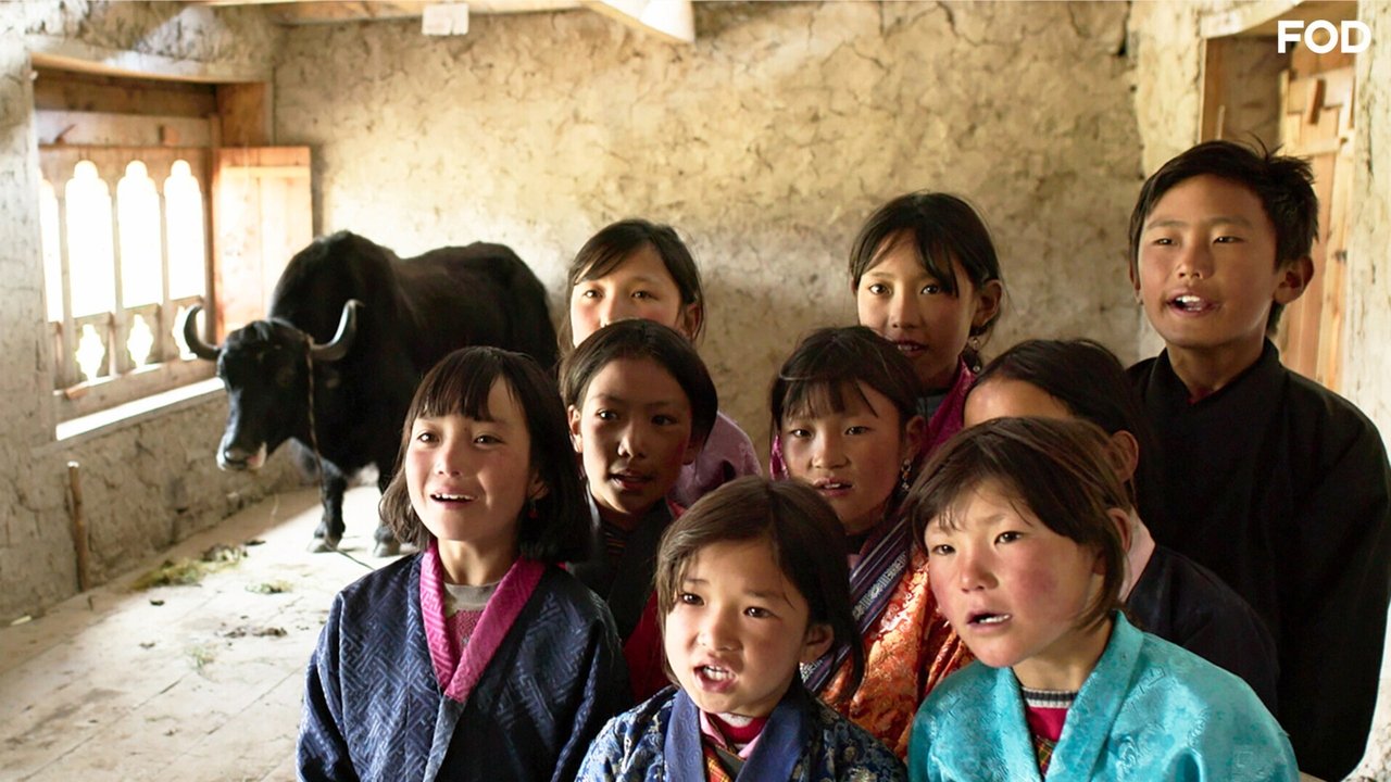 Lunana: A Yak in the Classroom Movie Screenshot 5