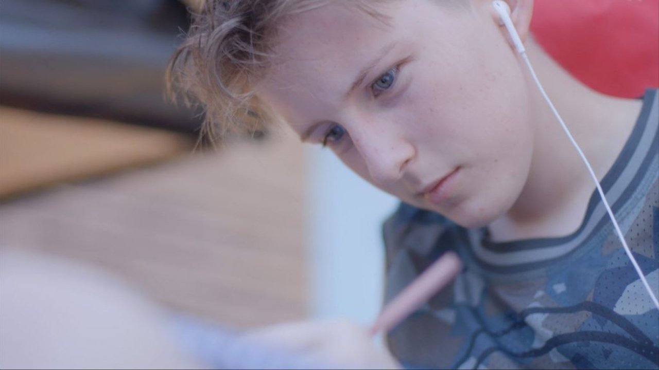 Who I Am Movie Screenshot 1