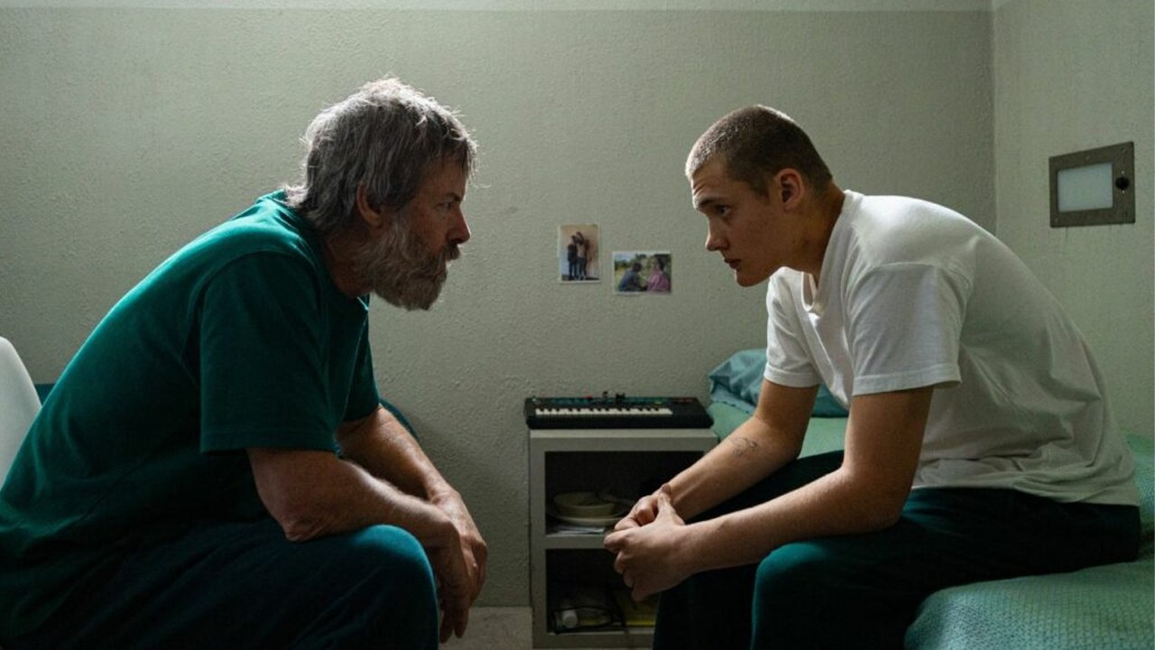 Inside Movie Screenshot 1