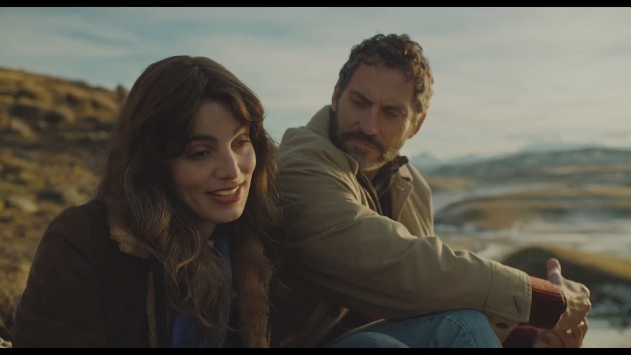 Miss Carbón Movie Screenshot 1