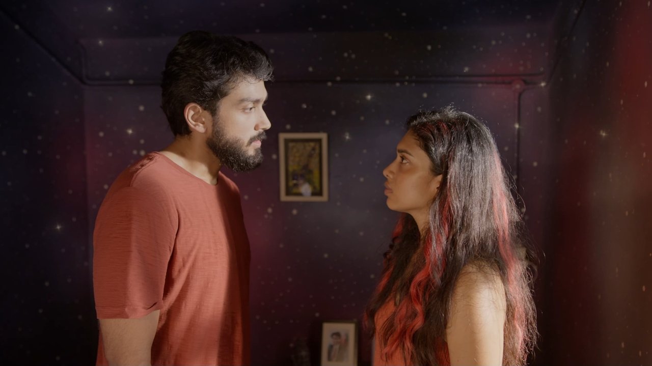Natchathiram Nagargiradhu Movie Screenshot 1