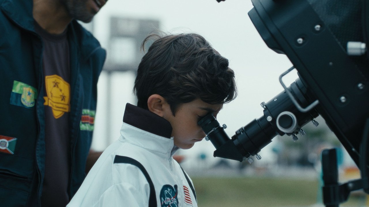 Notícias da Lua Movie Screenshot 2