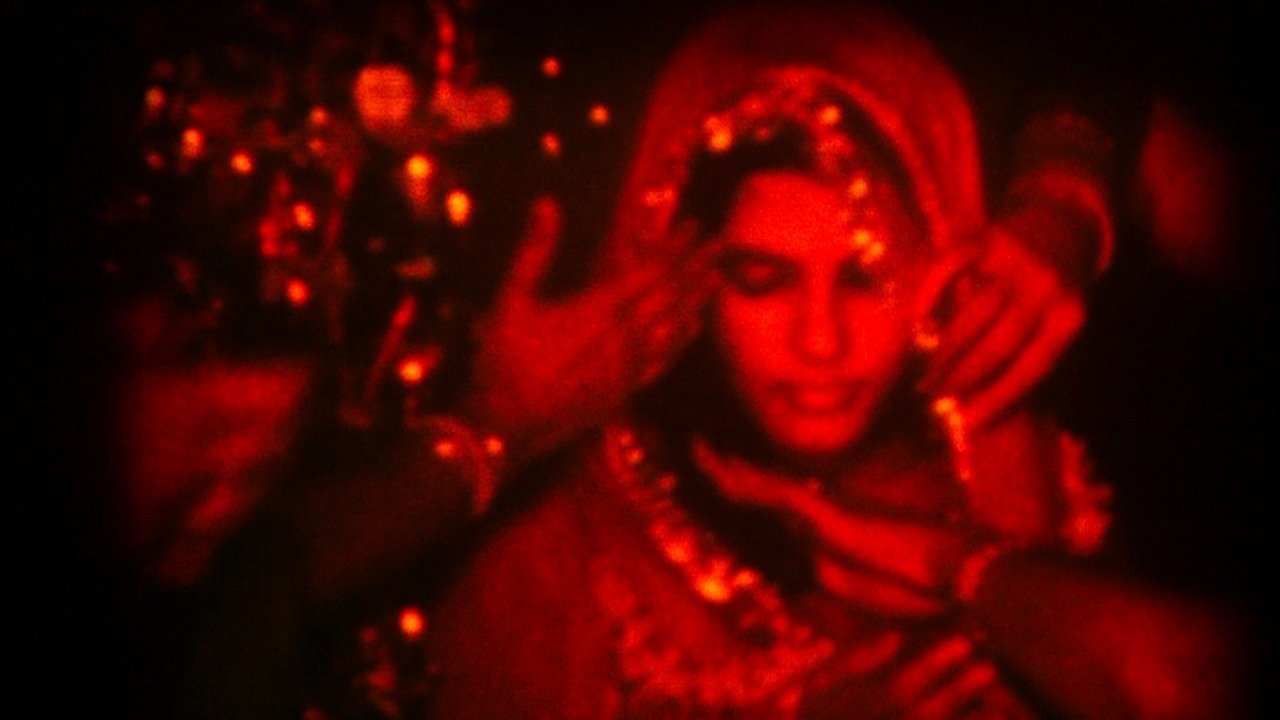 A Night of Knowing Nothing Movie Screenshot 2