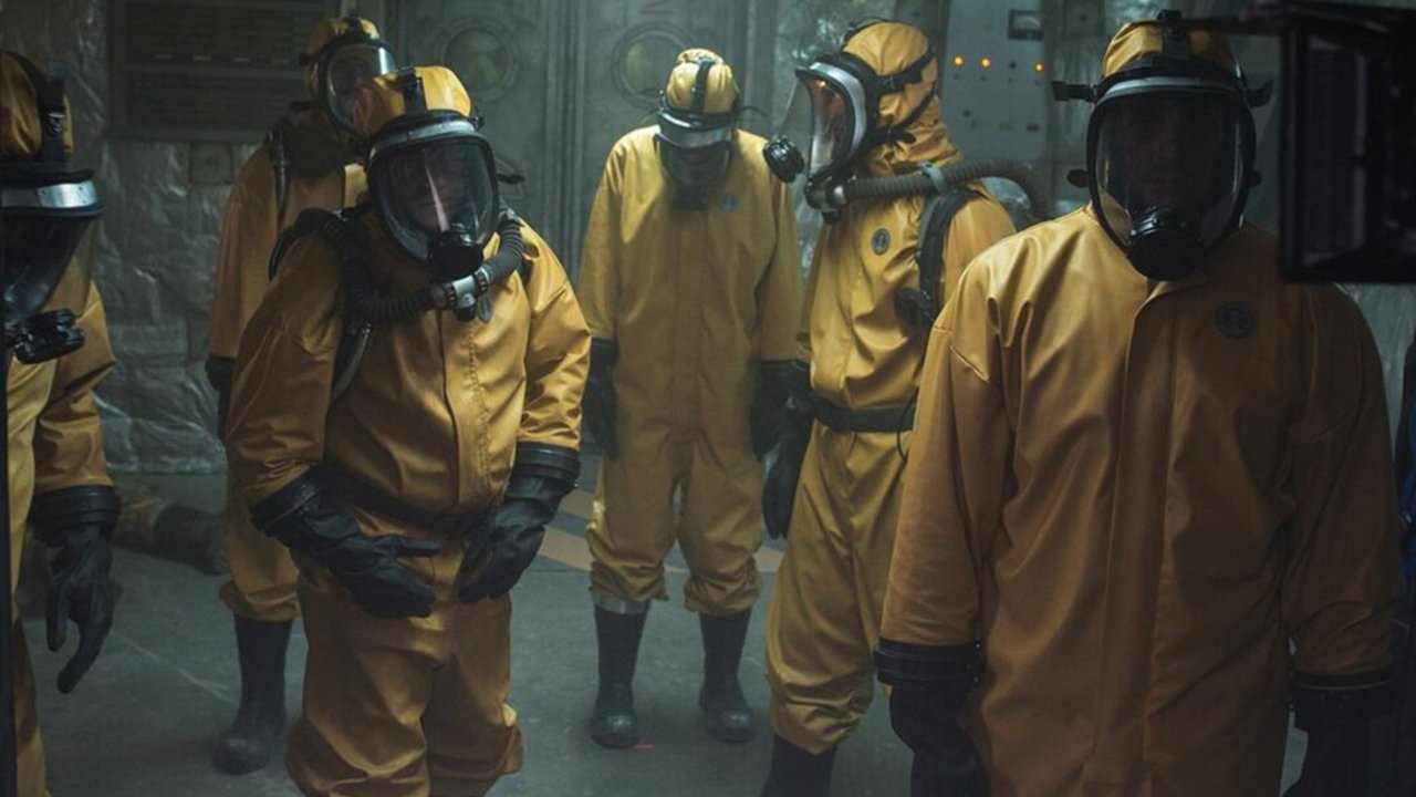 Superdeep Movie Screenshot 3