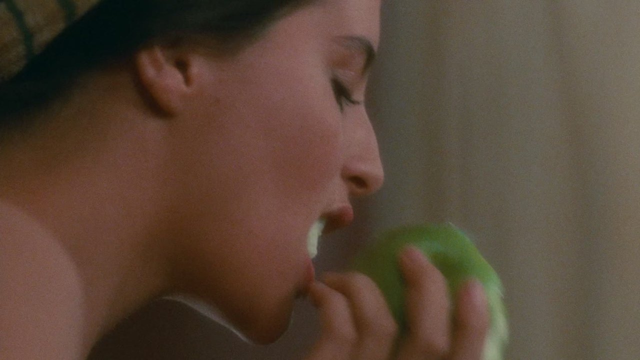 Immoral Women Movie Screenshot 5