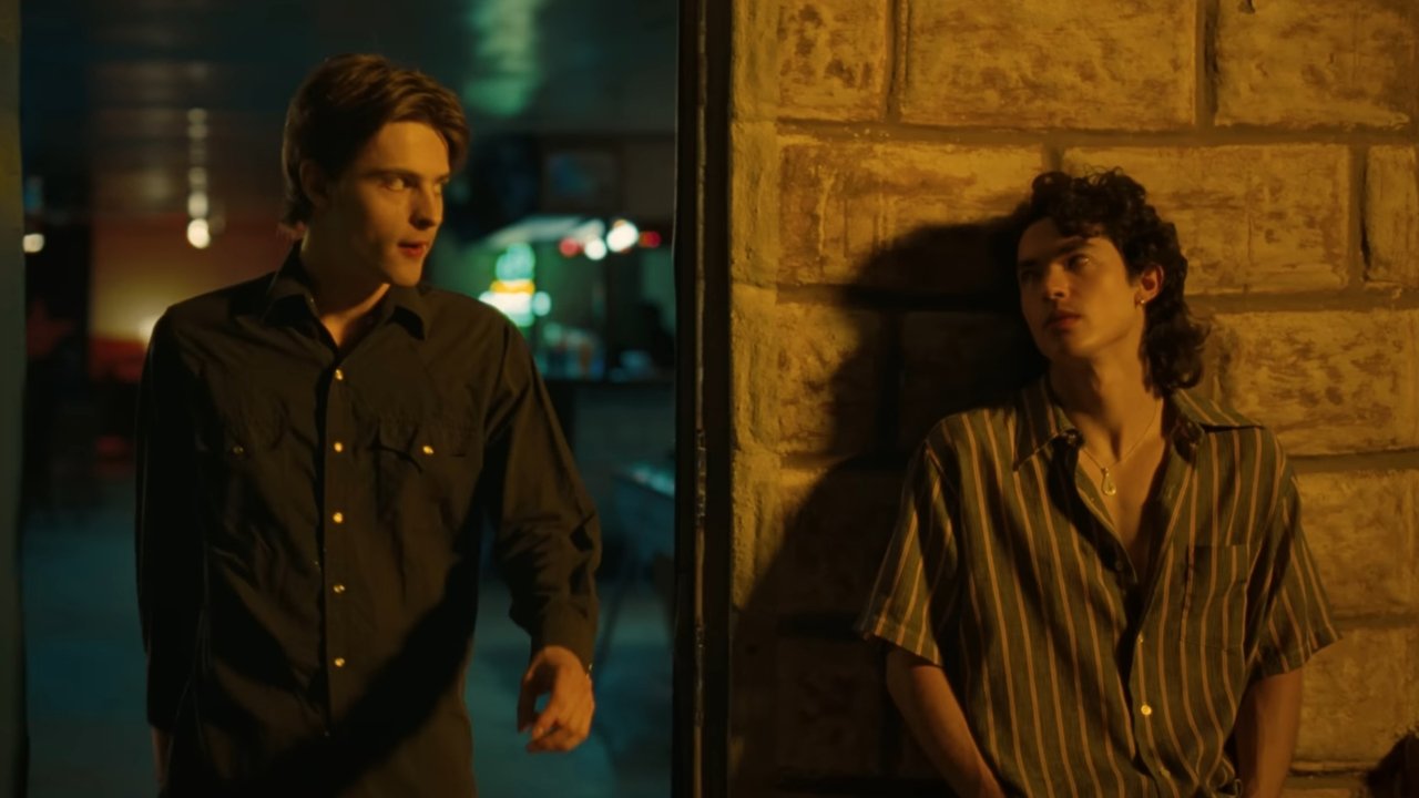 Vodka Cranberry Movie Screenshot 5