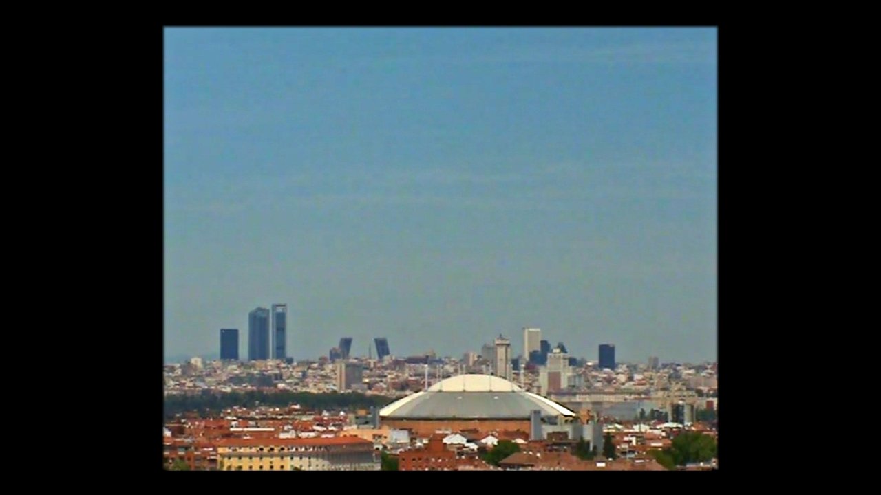 24 Movie Screenshot 5