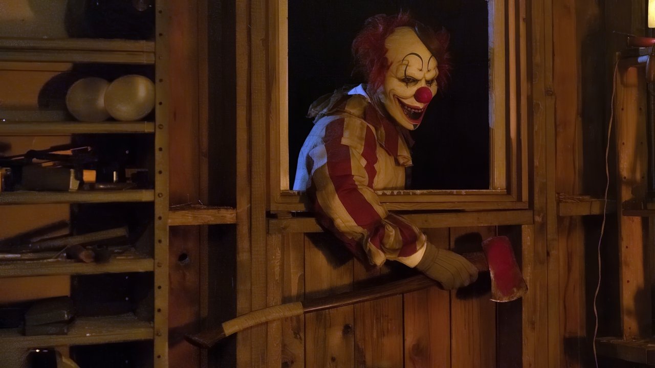 Clown in a Cornfield Movie Screenshot 3