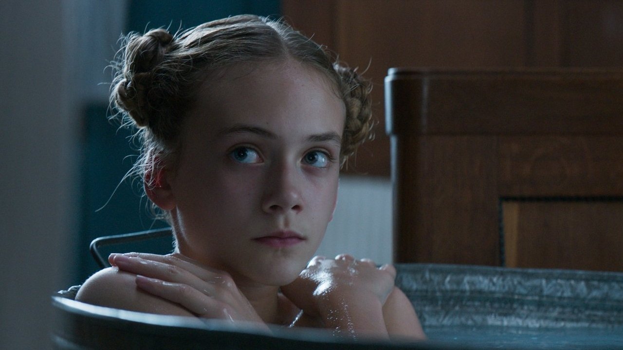 Brimstone Movie Screenshot 4
