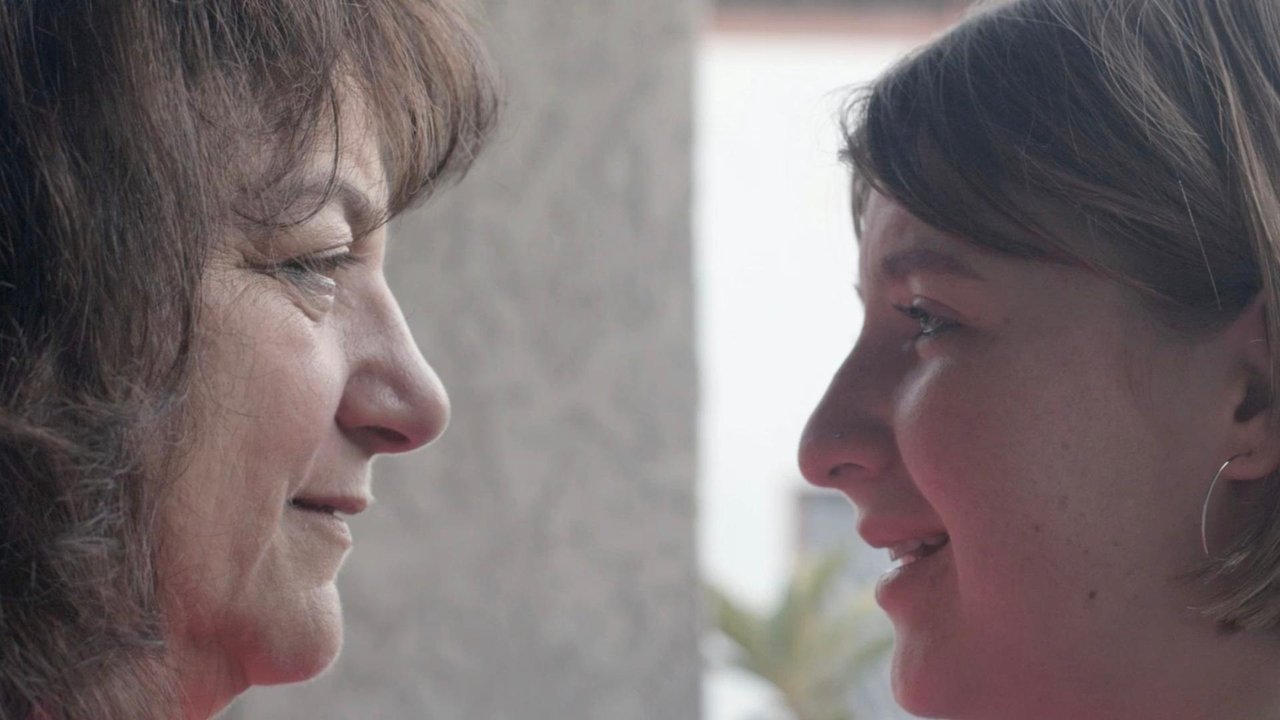 Peeky Movie Screenshot 1