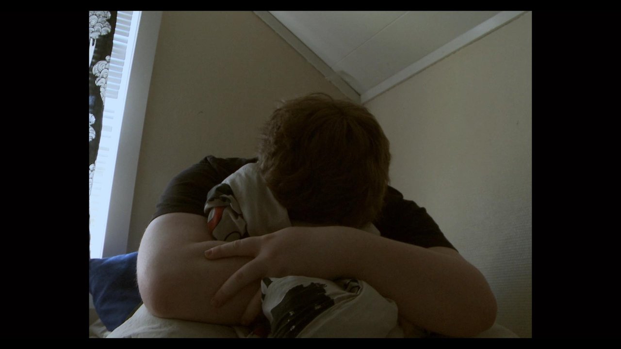 Mentally Unavailable Movie Screenshot 4