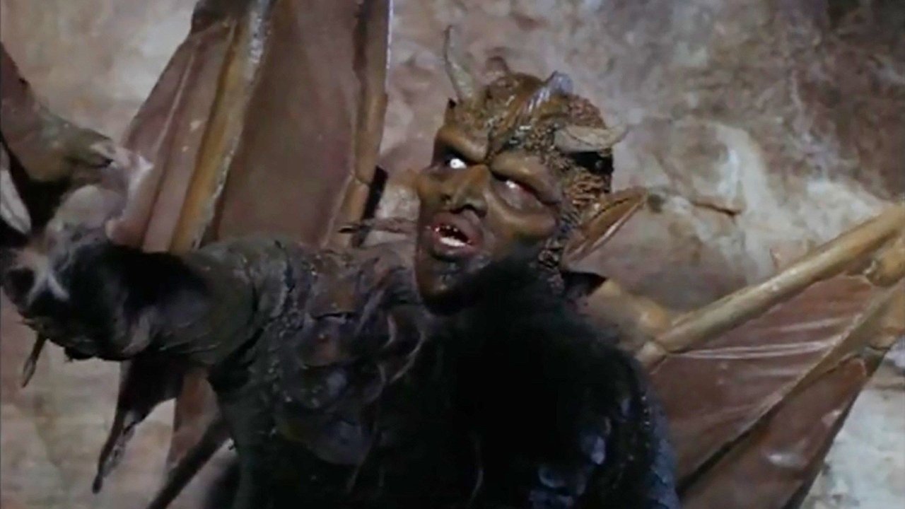 Gargoyles Movie Screenshot 1