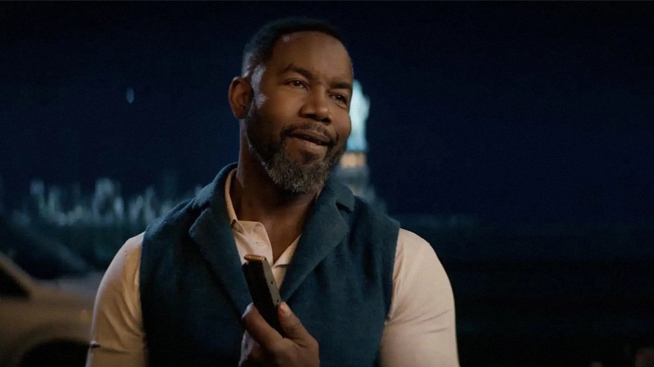 Hostile Takeover Movie Screenshot 2